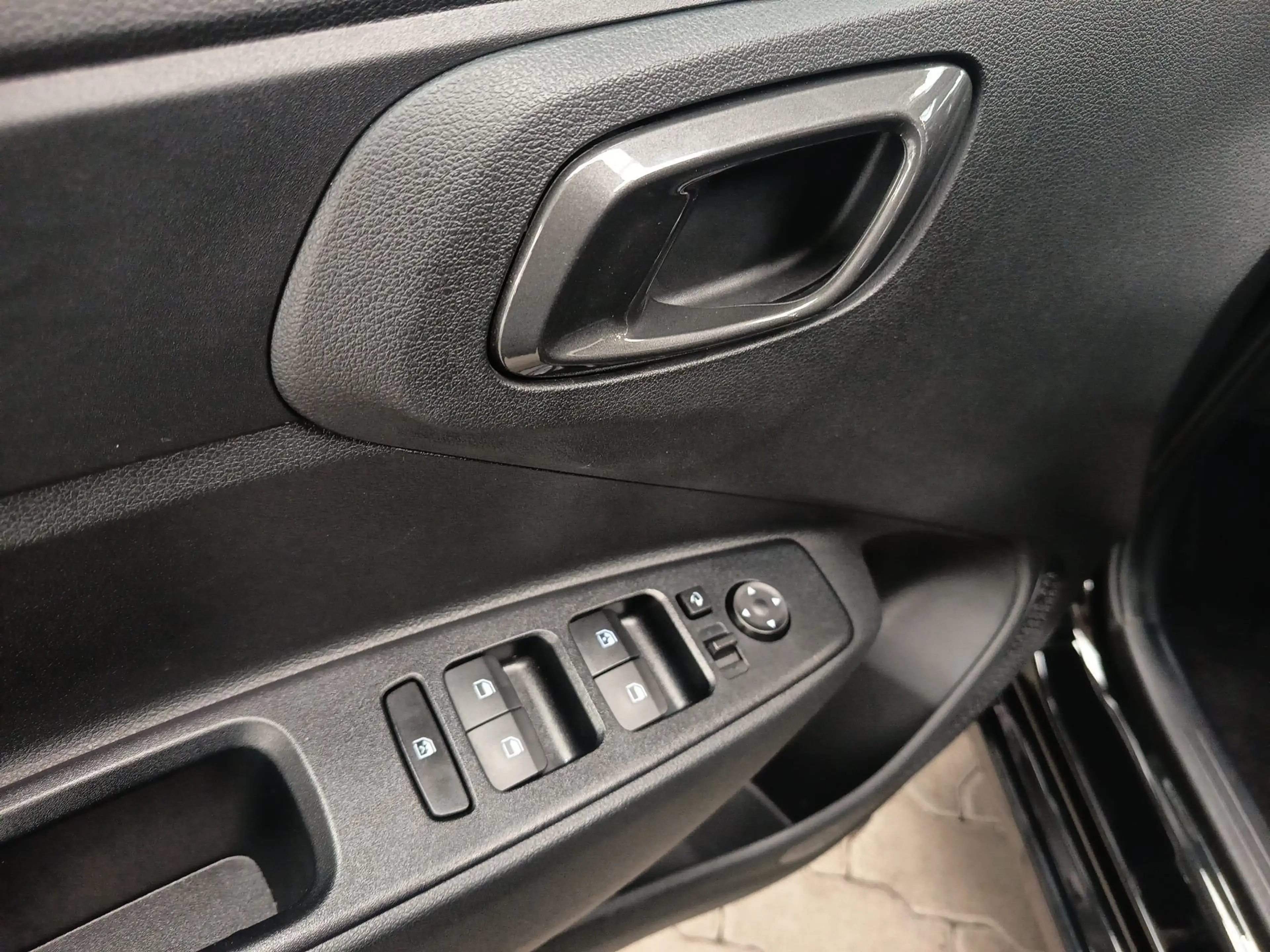 Hyundai i10 Prime — photo 9