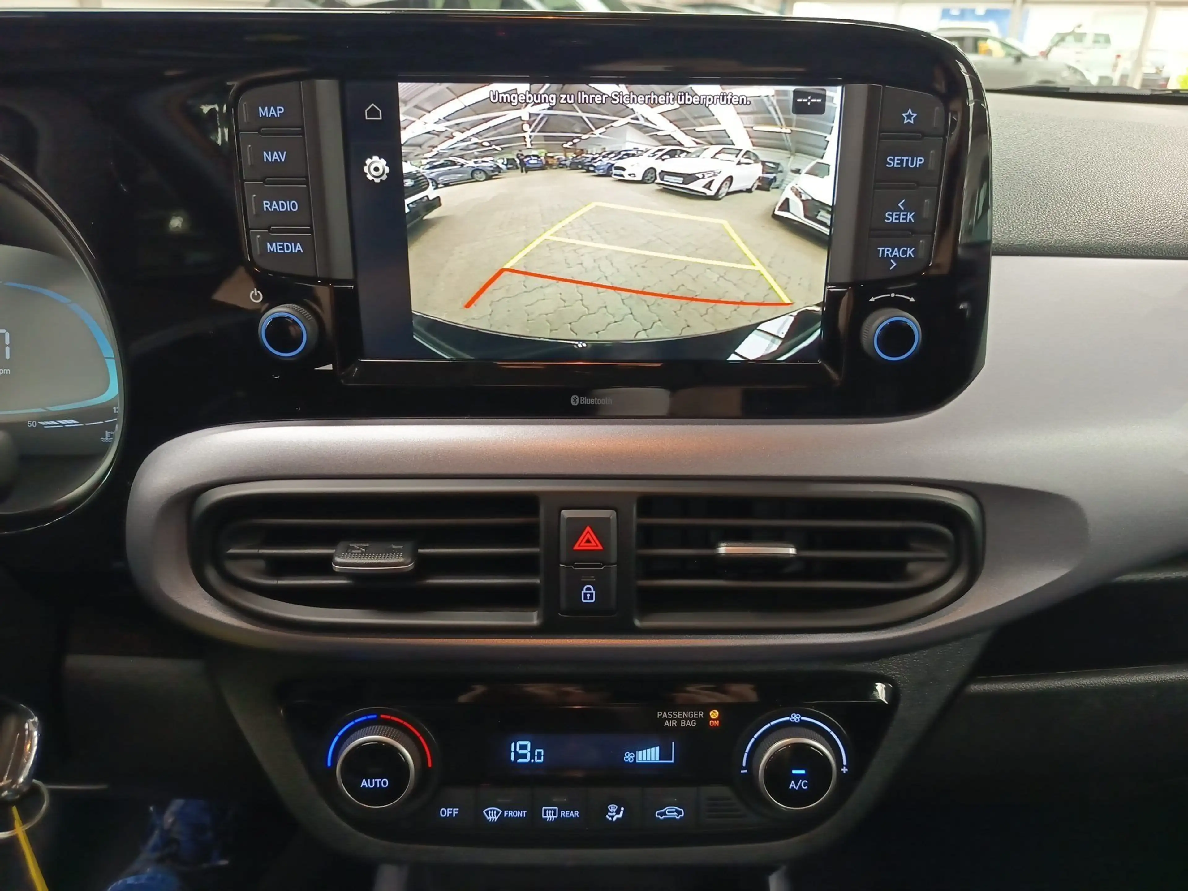 Hyundai i10 Prime — photo 12