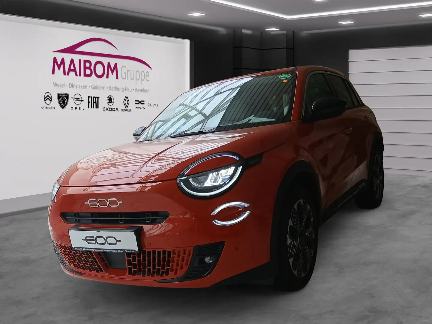 Fiat 600 e 115 kW La Prima Narancs - 1
