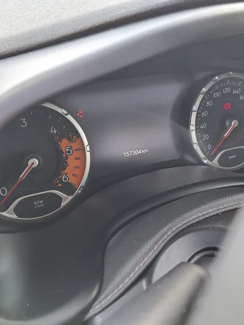 Jeep Renegade - 1