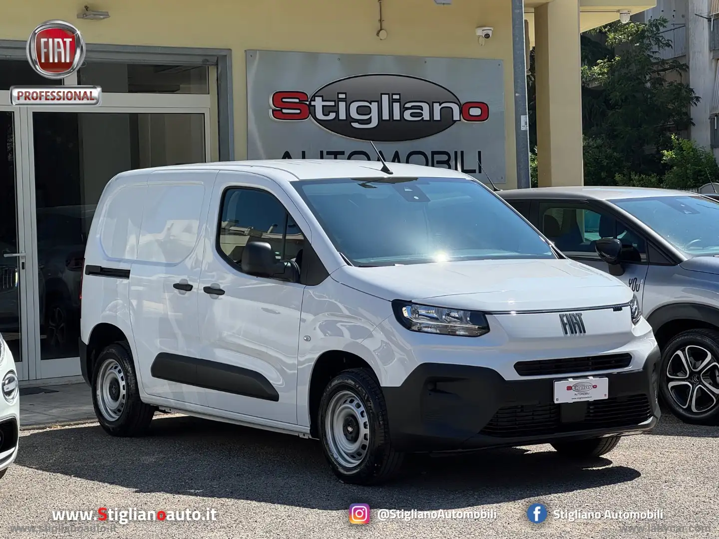 Fiat Doblo DOBLO 1.5 BlueHdi 100CV PC-TN VanEasyPro + IVA Wit - 1