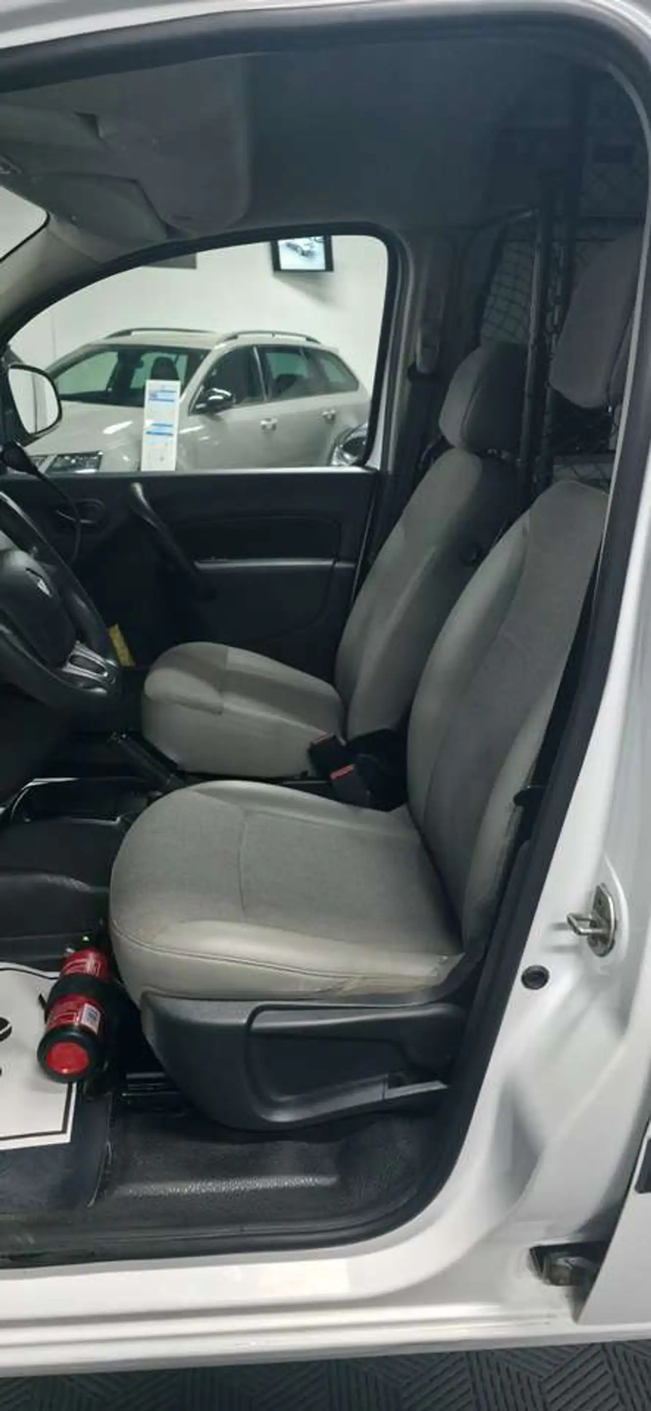 Renault Kangoo Double portes latérales | 59 300km | Pratique — photo 9