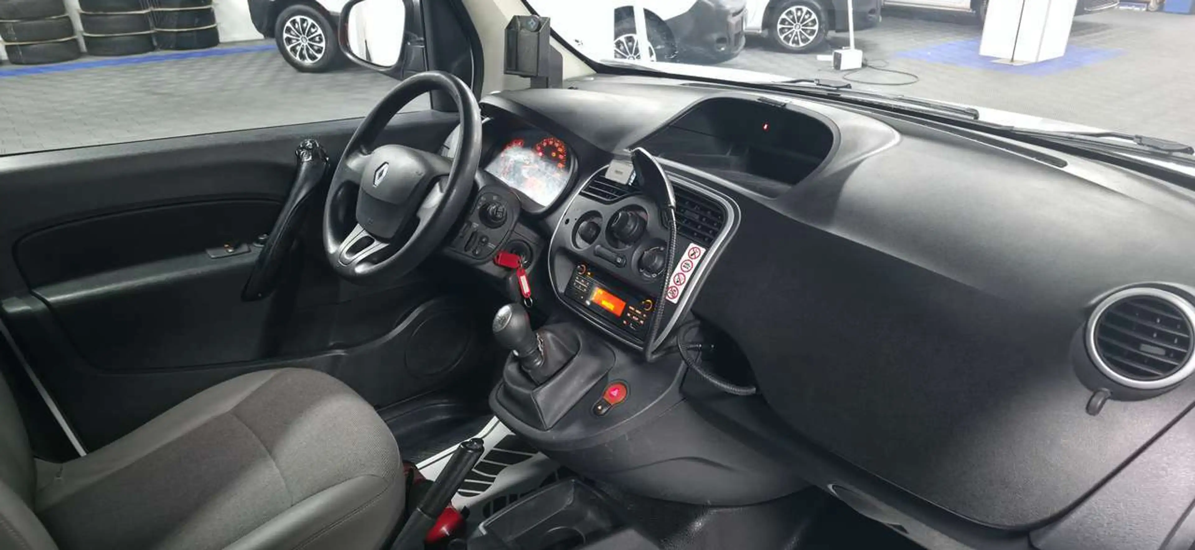 Renault Kangoo Double portes latérales | 59 300km | Pratique — photo 10