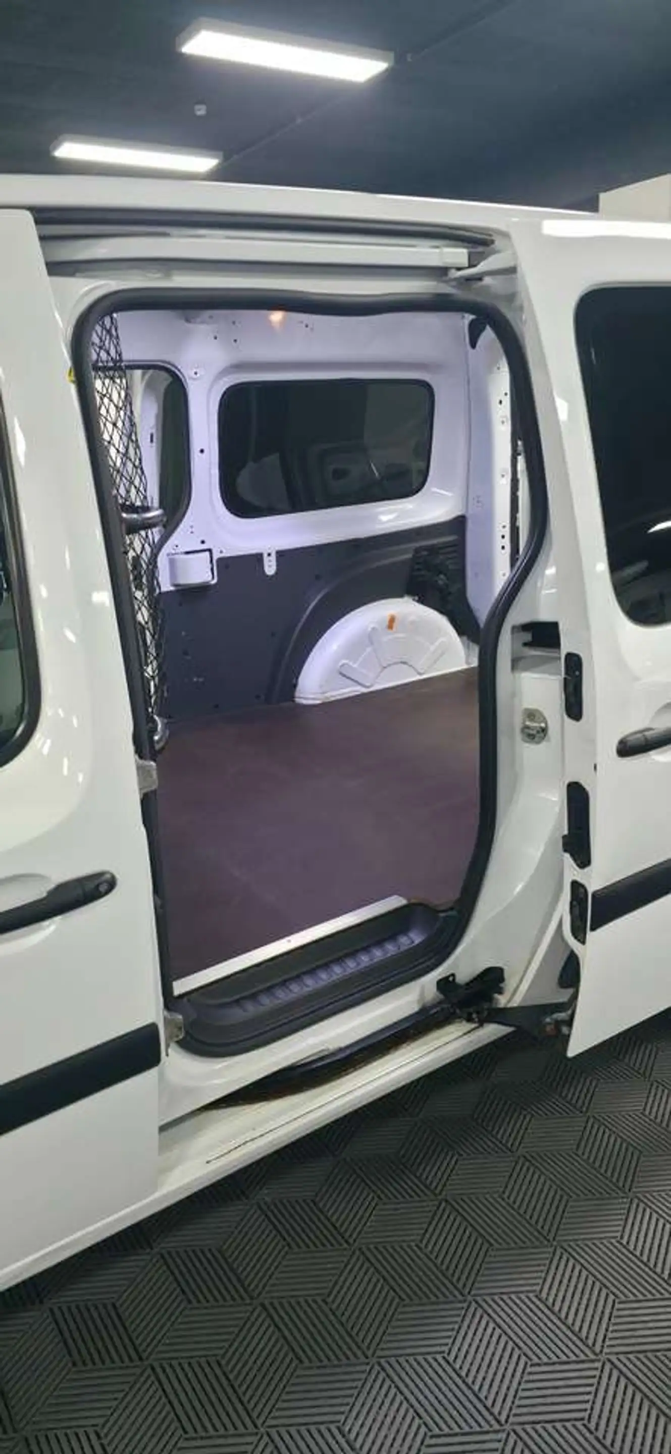 Renault Kangoo Double portes latérales | 59 300km | Pratique — photo 13