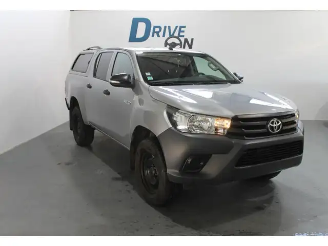 Toyota Hilux 2.4L D-4D 4x4 2016 PICK UP DOUBLE CABINE Légende