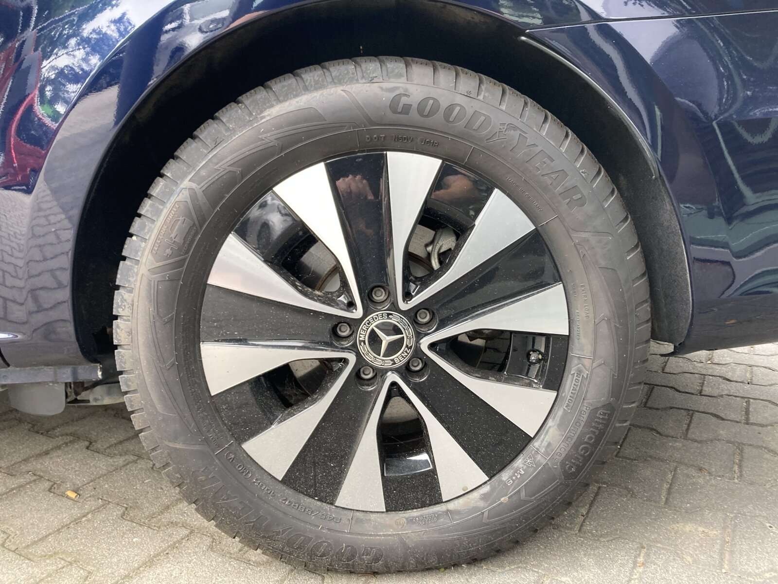 Mercedes-Benz EQV 300