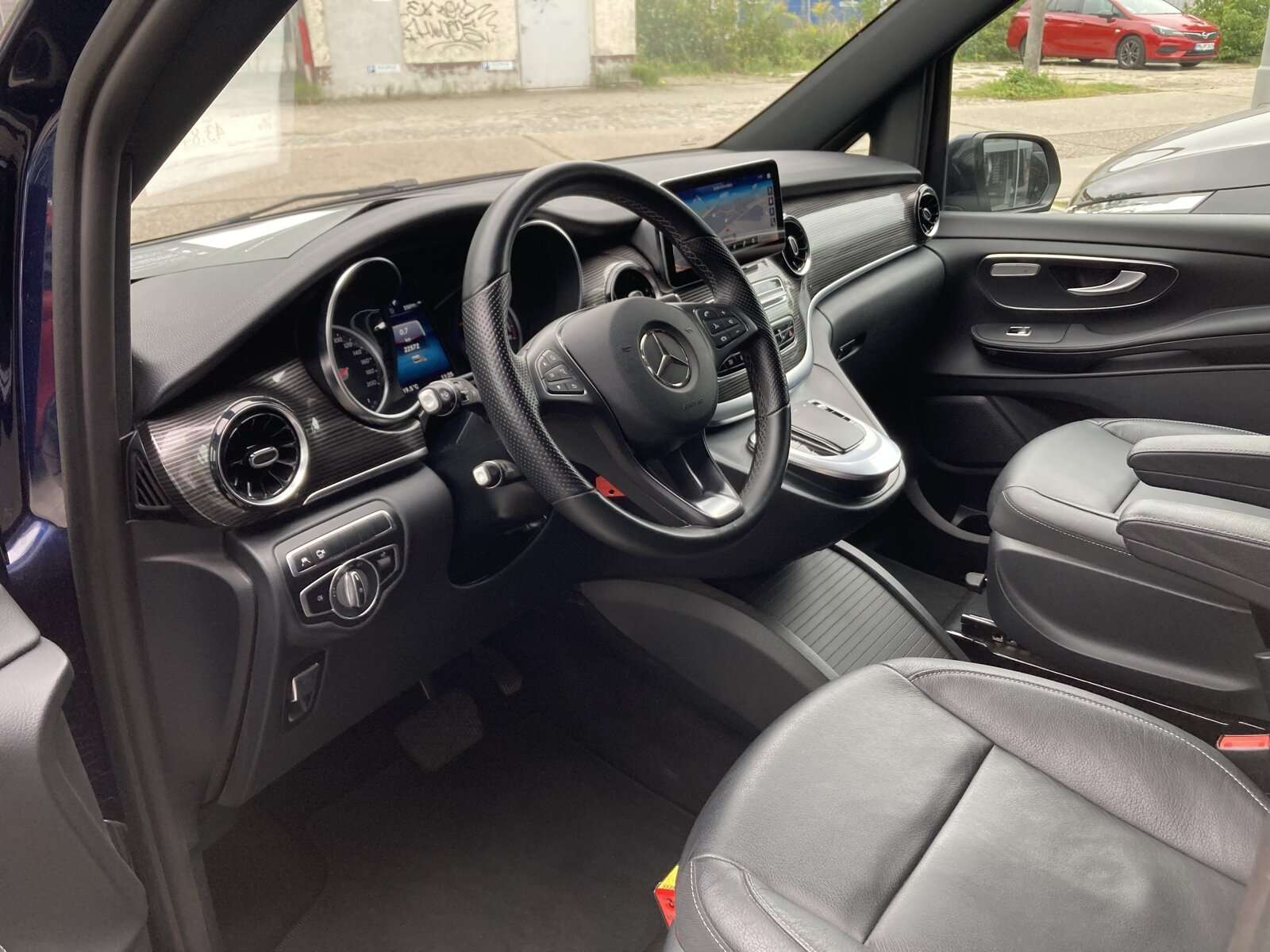 Mercedes-Benz EQV 300