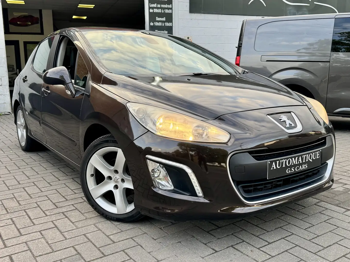 Peugeot 308 1.6i - boite auto - 94.800km - c.t ok Brun - 2