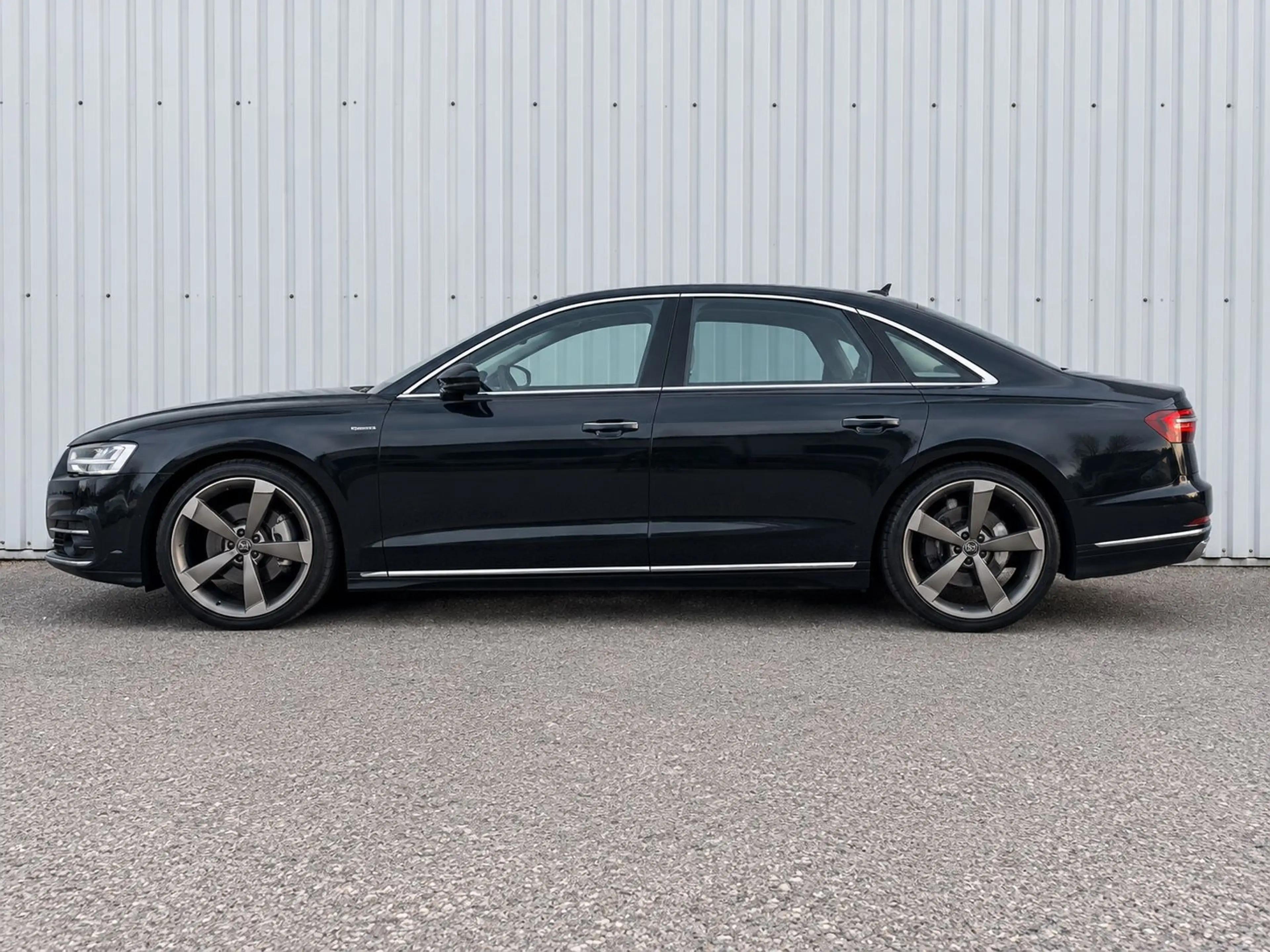Audi A8 4.2 TDI clean diesel quattro BOSE 21 Zoll — photo 3
