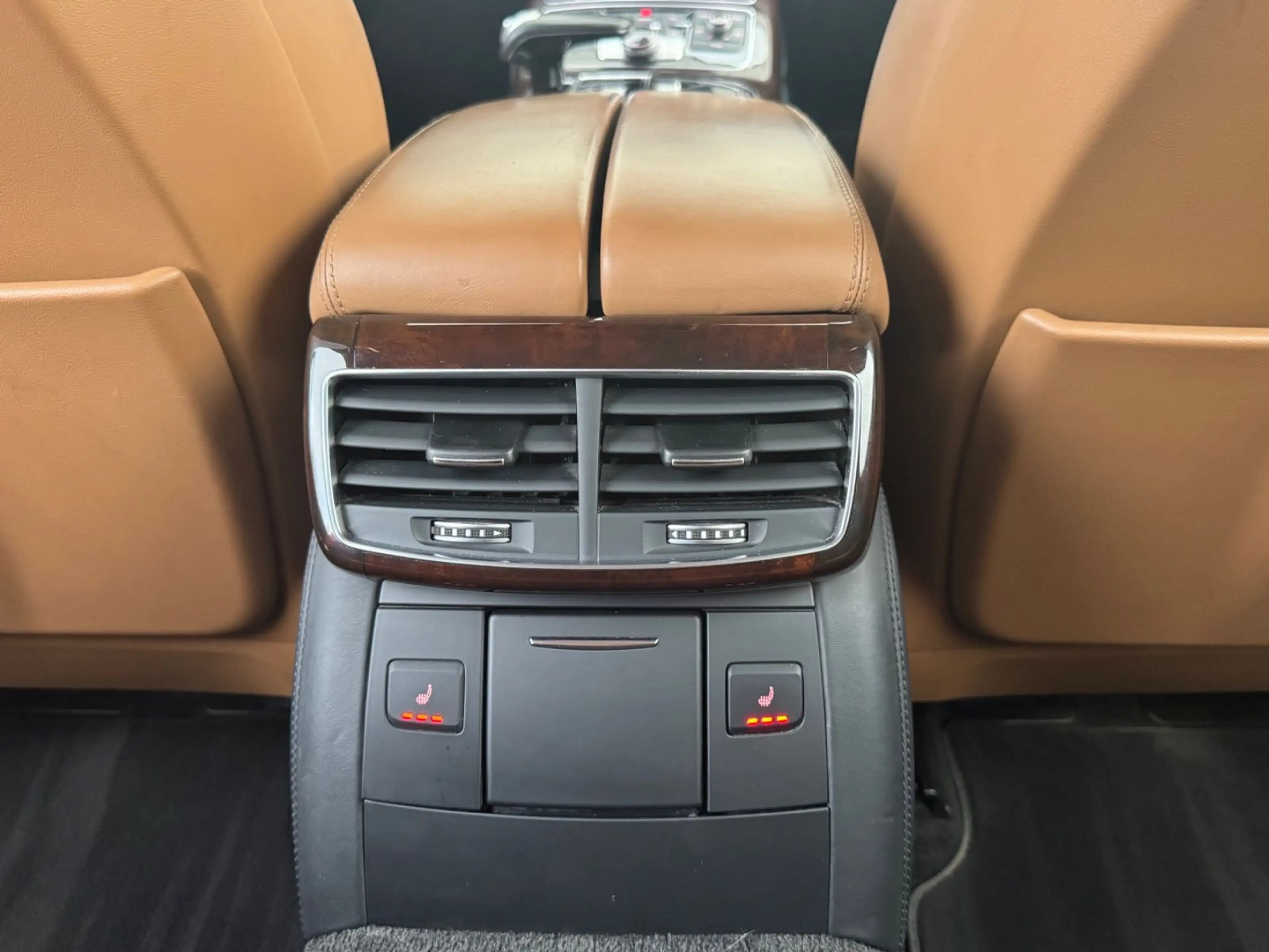 Audi A8 4.2 TDI clean diesel quattro BOSE 21 Zoll — photo 18