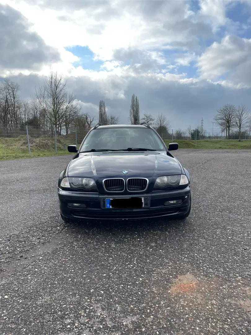 BMW 320 320i touring - 2