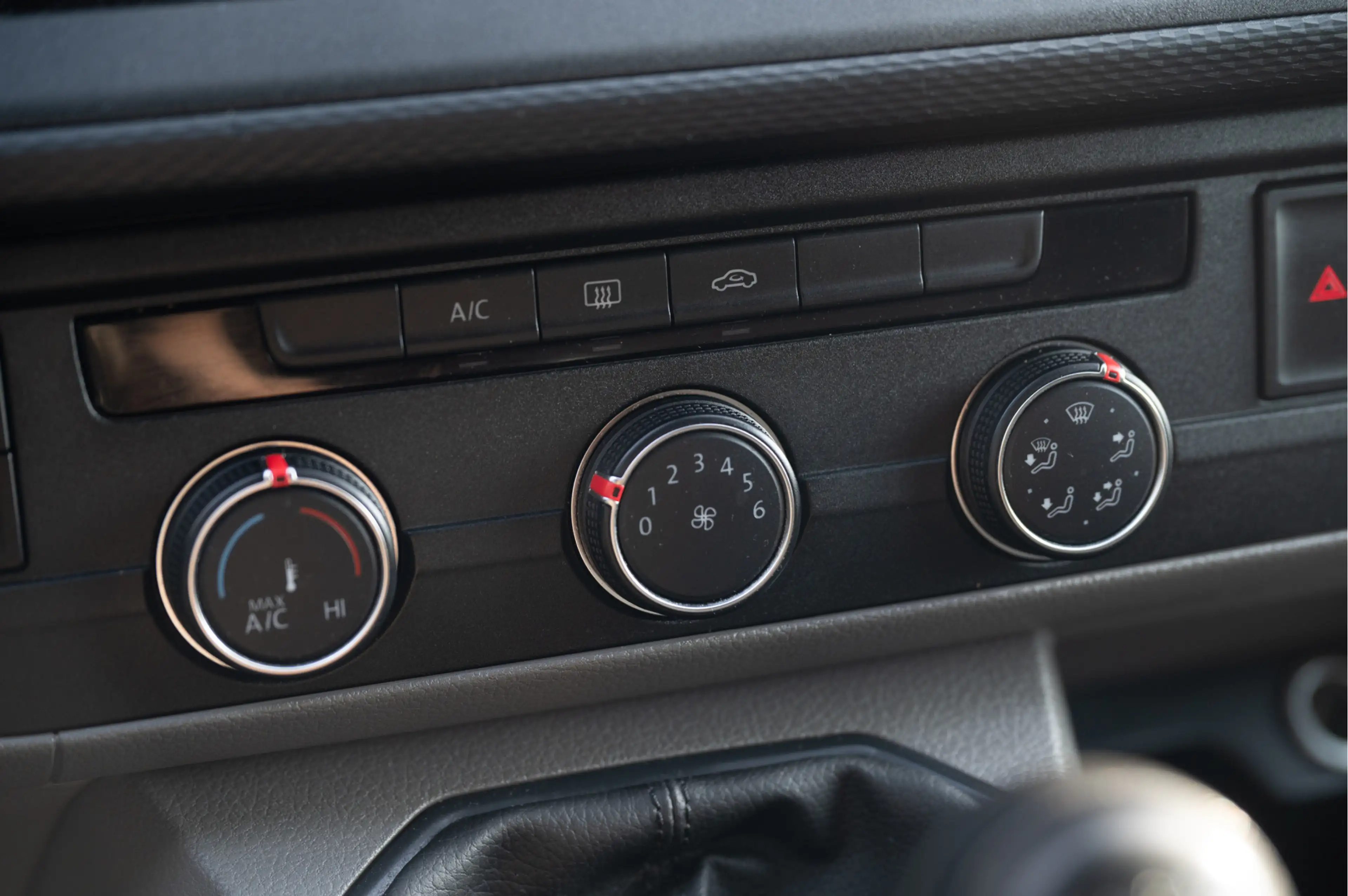 Volkswagen T6.1 Transporter 2.0 TDI L2H1 28 | Cruise | Airco | Bluetooth | Bet — photo 17