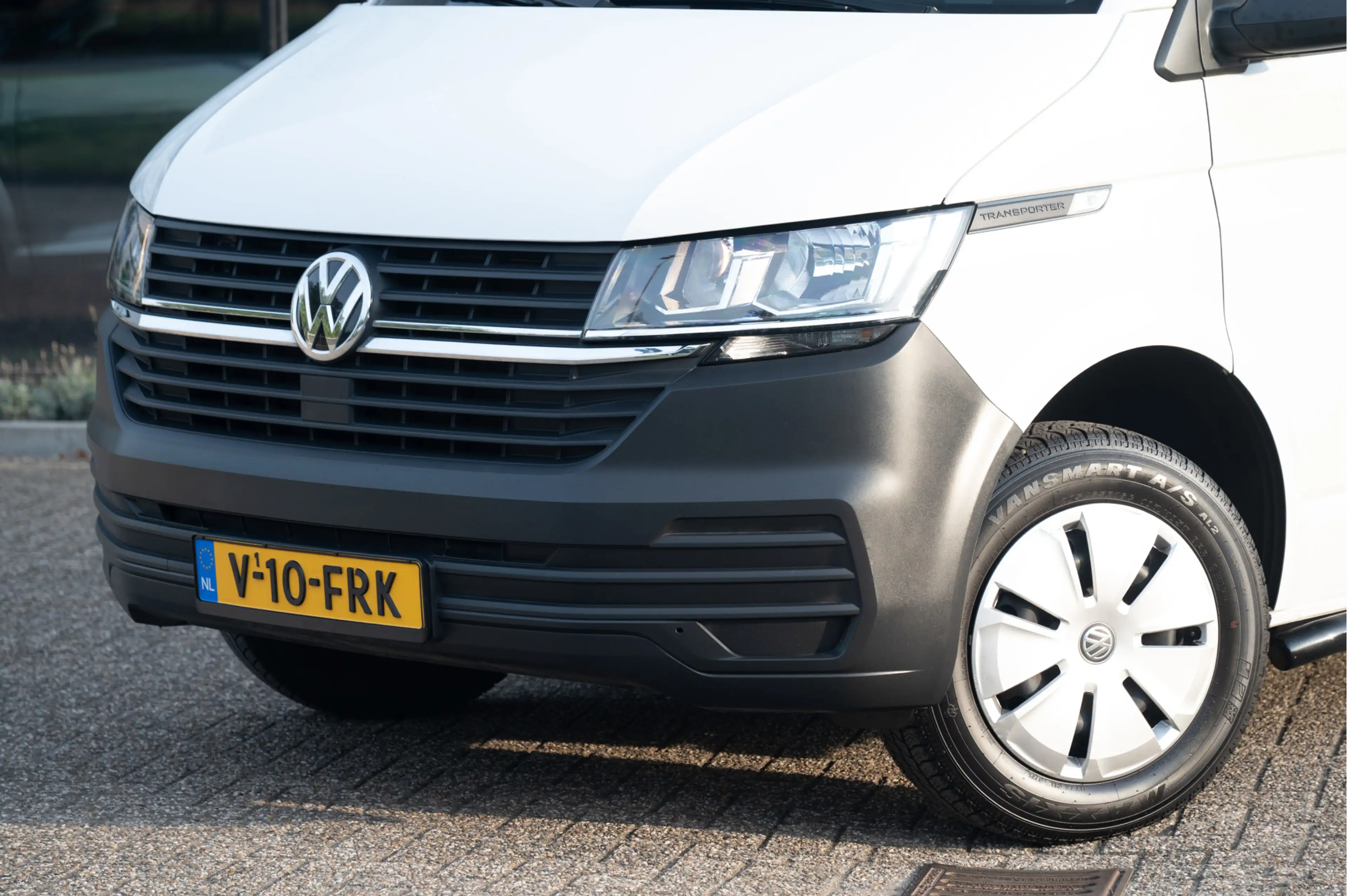 Volkswagen T6.1 Transporter 2.0 TDI L2H1 28 | Cruise | Airco | Bluetooth | Bet — photo 2