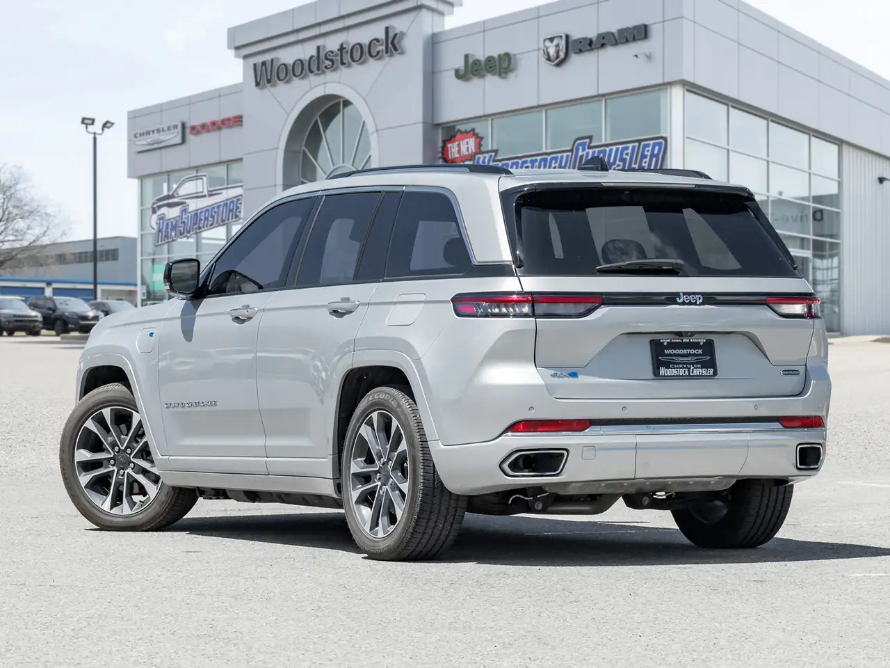 Jeep Grand Cherokee снимка Jeep Grand Cherokee