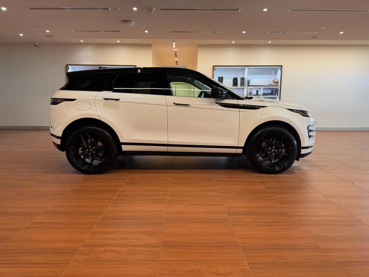 Land Rover Range Rover Evoque снимка Land Rover Range Rover Evoque