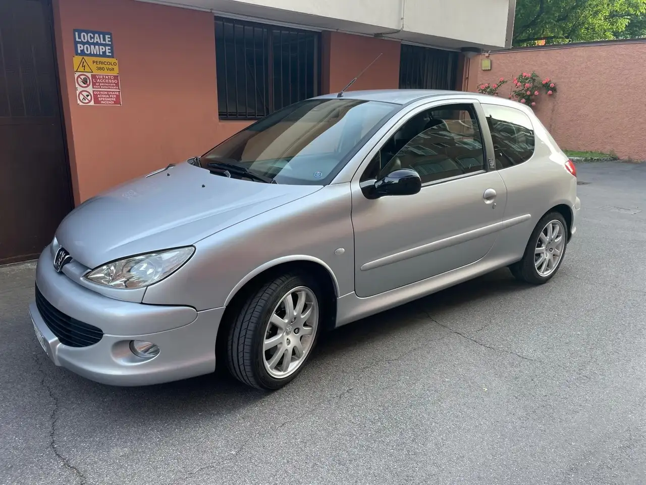 Peugeot 206 3p 2.0 16v GT N.0839 of 4000, foto 5