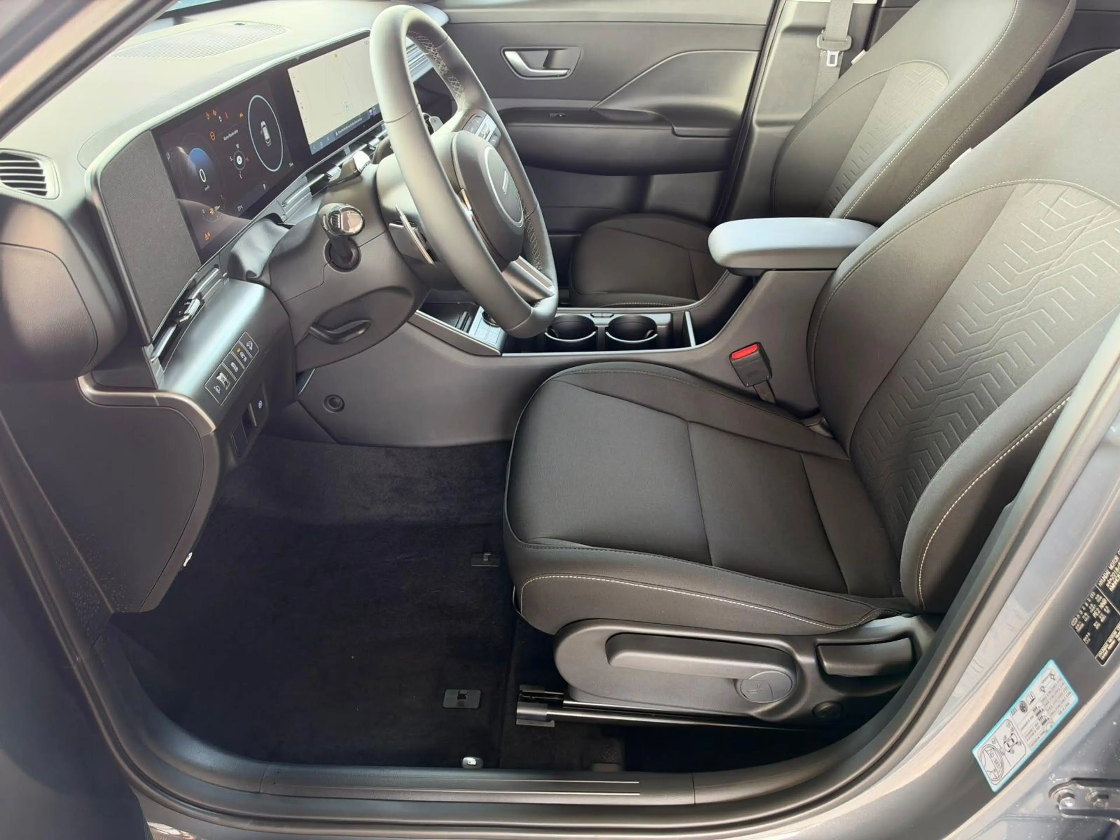 Hyundai KONA Comfort Plus 1.6 T-GDI 2WD 7-DCT / PDC V&H + Kamer — photo 5
