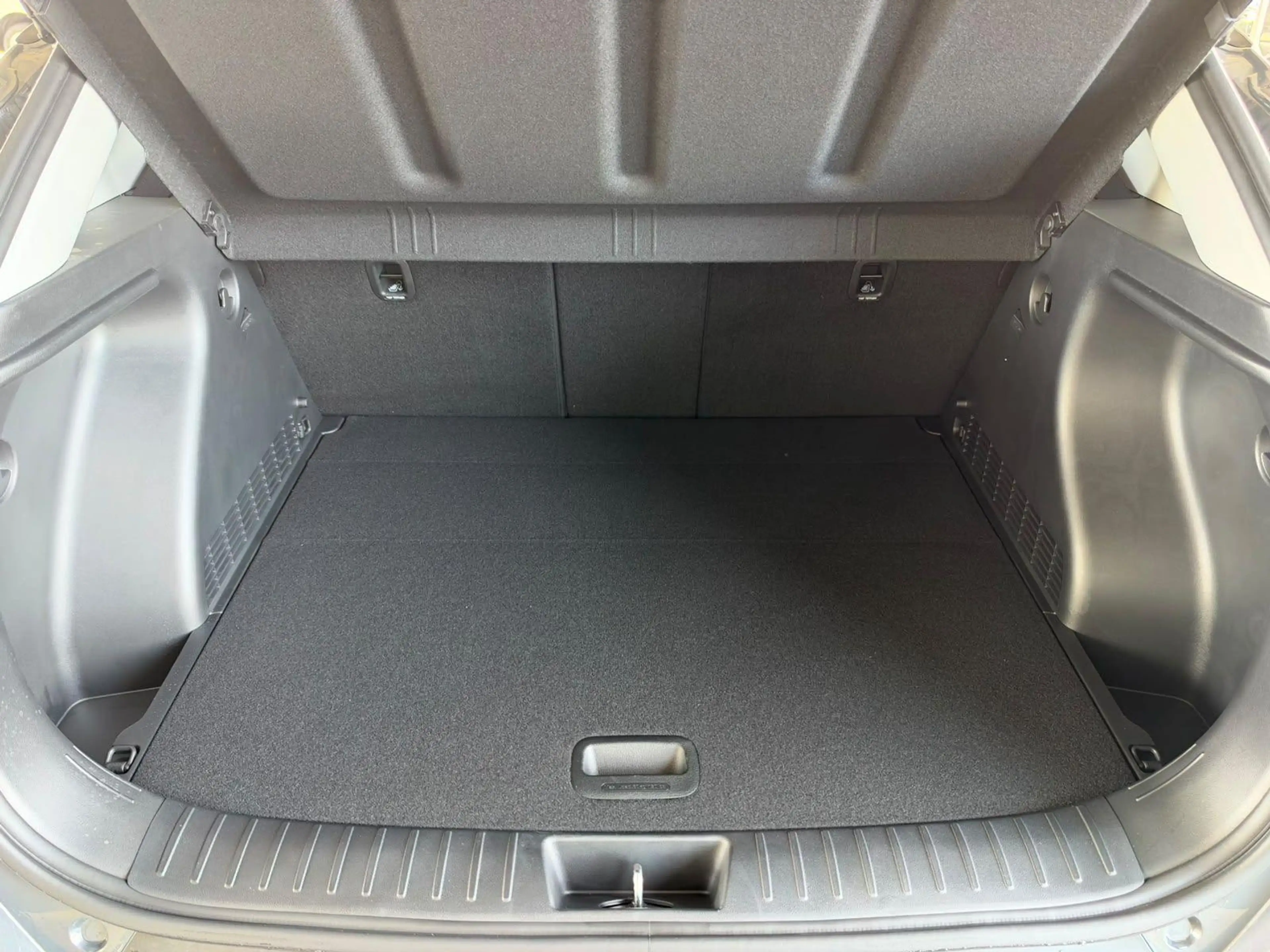 Hyundai KONA Comfort Plus 1.6 T-GDI 2WD 7-DCT / PDC V&H + Kamer — photo 8