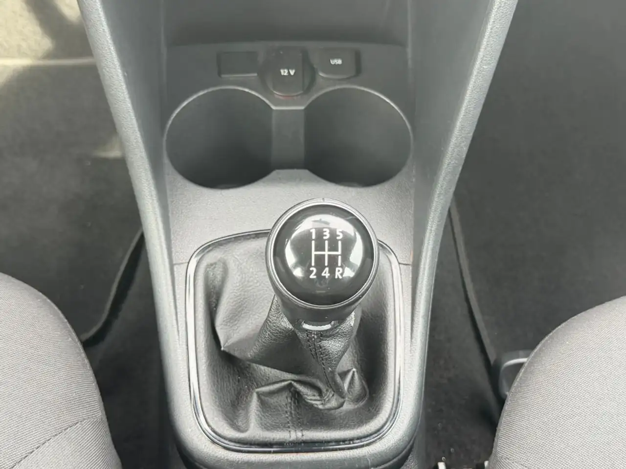 Volkswagen Polo Citadine 5 portes — photo 26