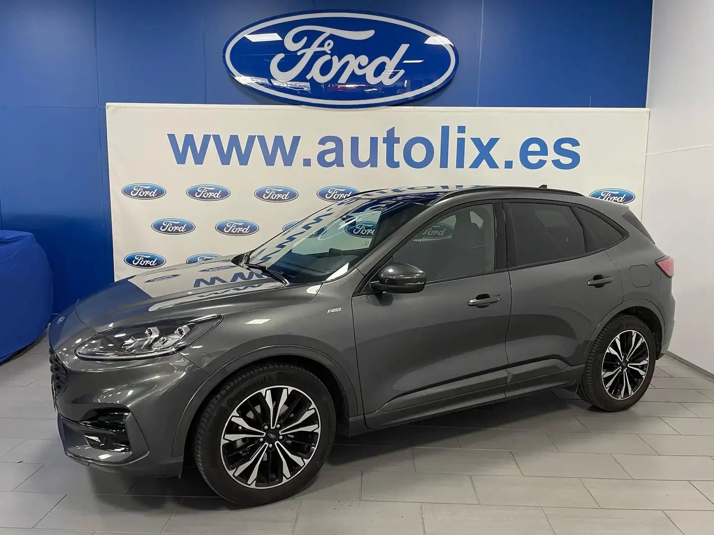 Ford Kuga 1.5 EcoBoost ST-Line X FWD 150 Gris - 1