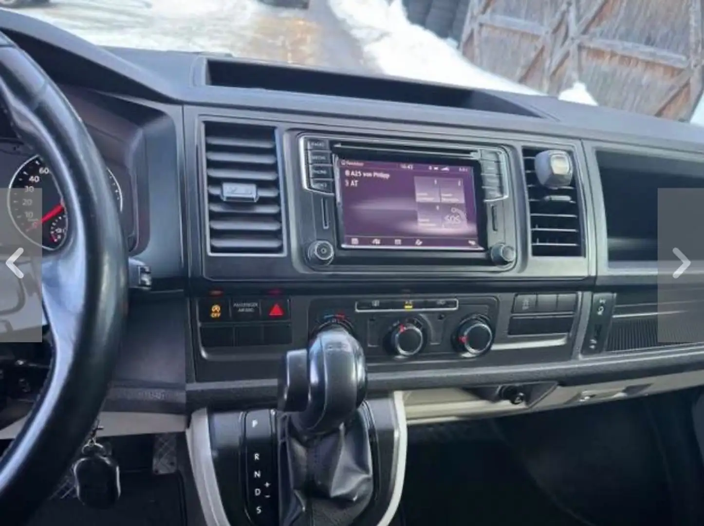 Volkswagen T6 Transporter - 1