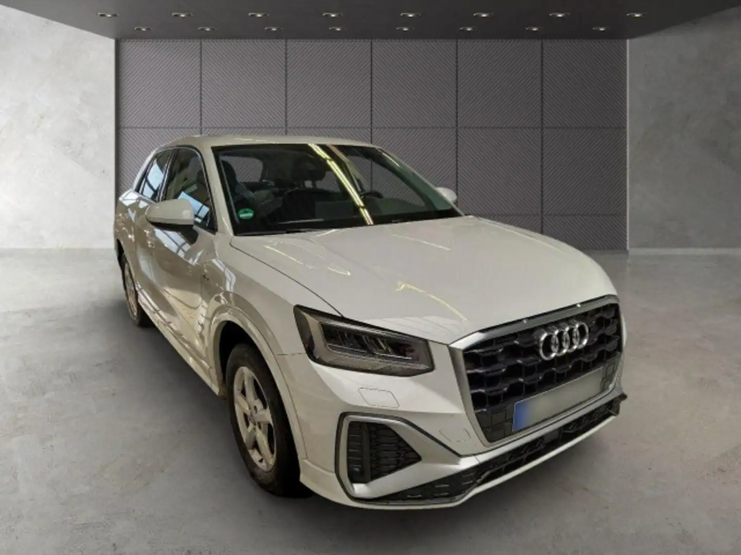 Audi Q2 S line 35TDI Stronic NAVI LED RFK ACC SHZ PDC Weiß - 2
