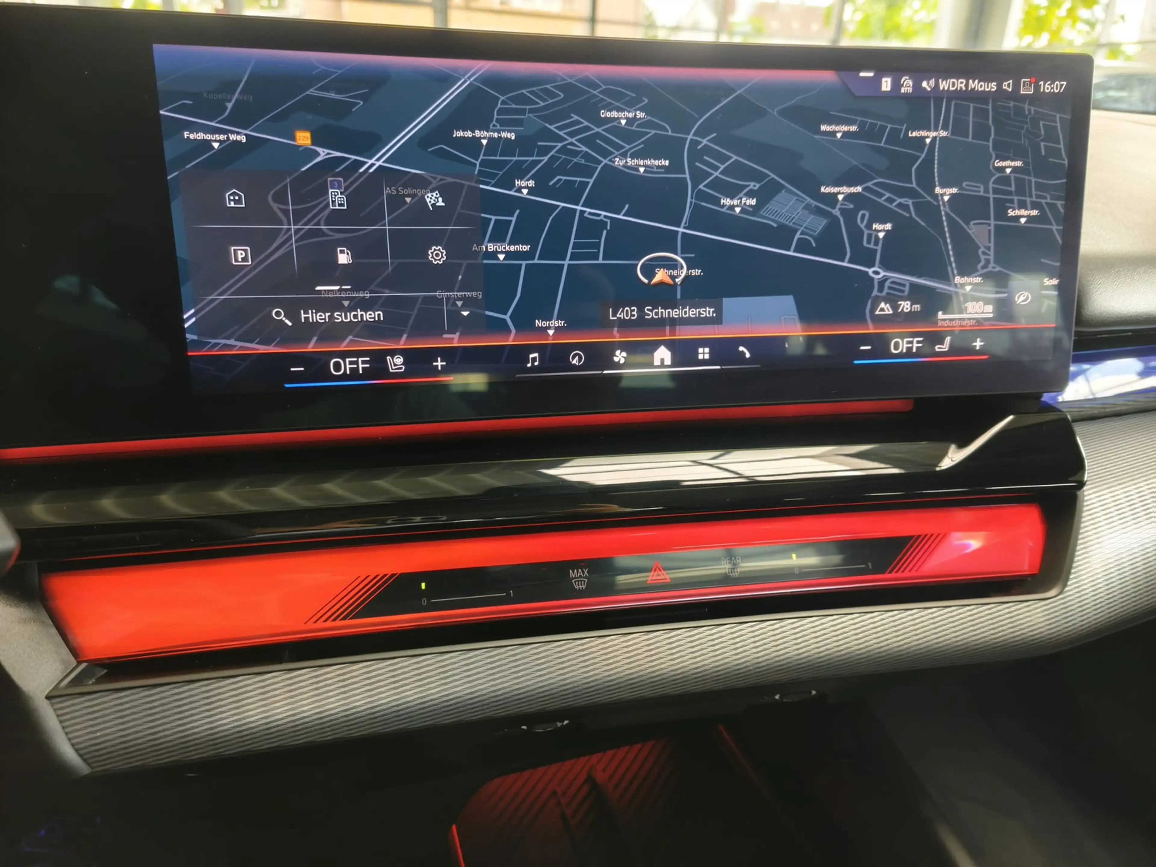 BMW 520 i Tour.M Sport Pro ACC/HUD/Pano/360°/21"/B&W — photo 13