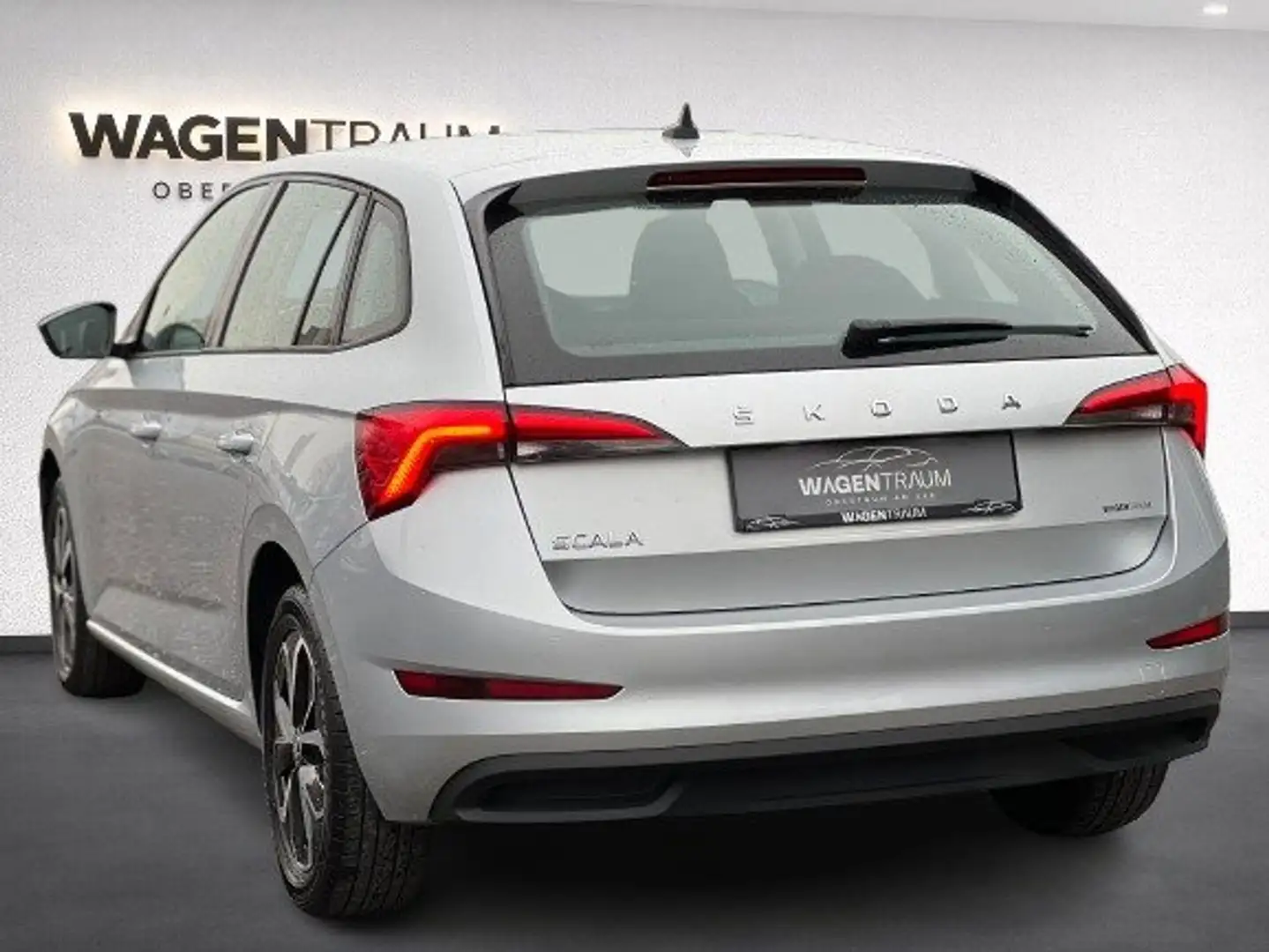 Skoda Scala 1.0 TSI - LED - Bluetooth - 8-Fach bereift - Fina Silber - 2