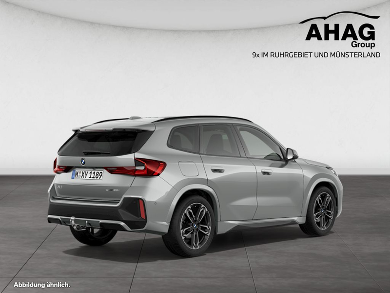 BMW X1 sDrive20i — photo 2