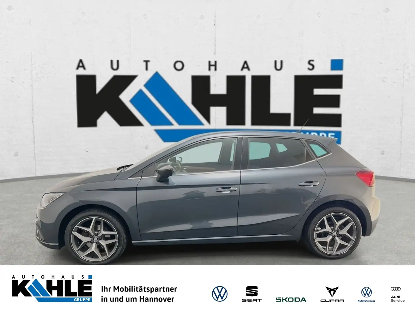 SEAT Ibiza 1.0 TSI Xcellence ACC LED PDC keyless Silber - 1