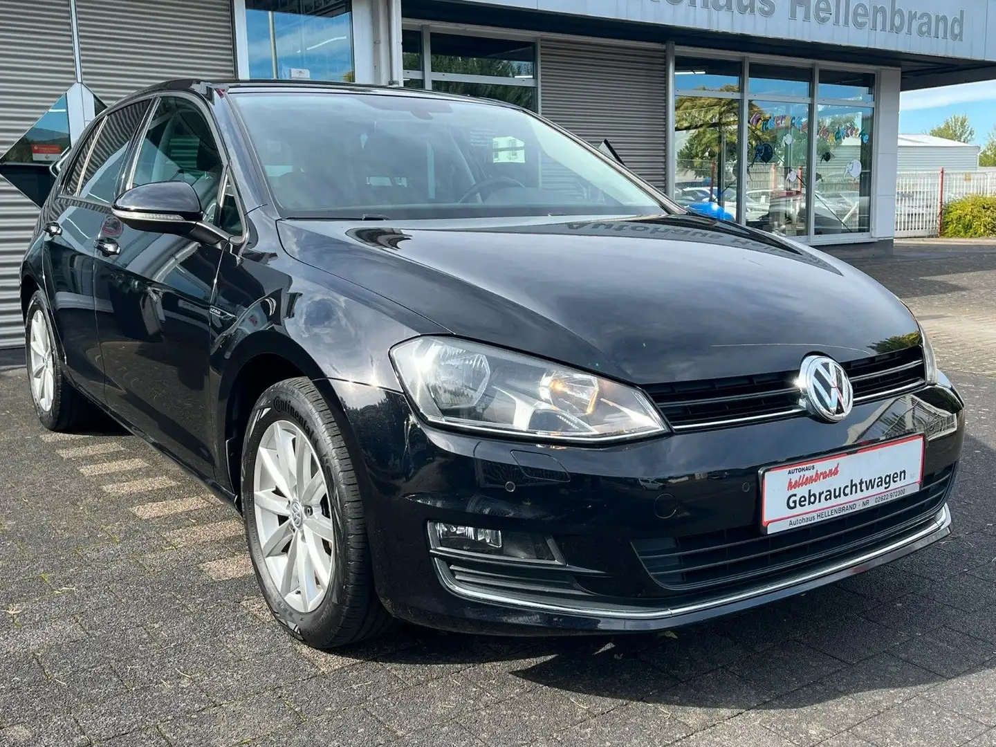 Volkswagen Golf VII Lim. 1.6 TDI Lounge BMT *NAVI* Schwarz - 2