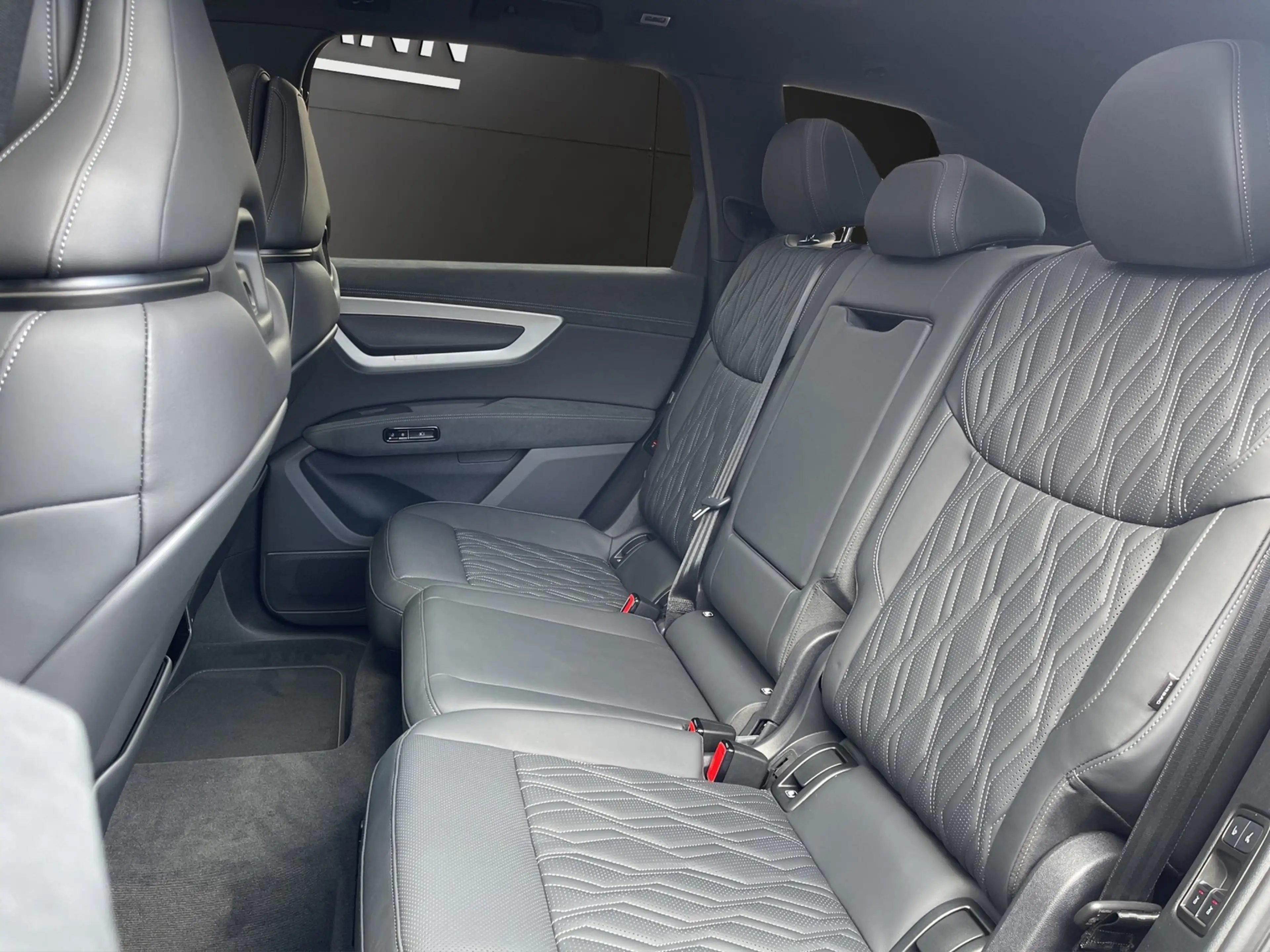 Audi Q7 TDI quattro 20 kW S line B&O + HuD + Pano + AHK — photo 13
