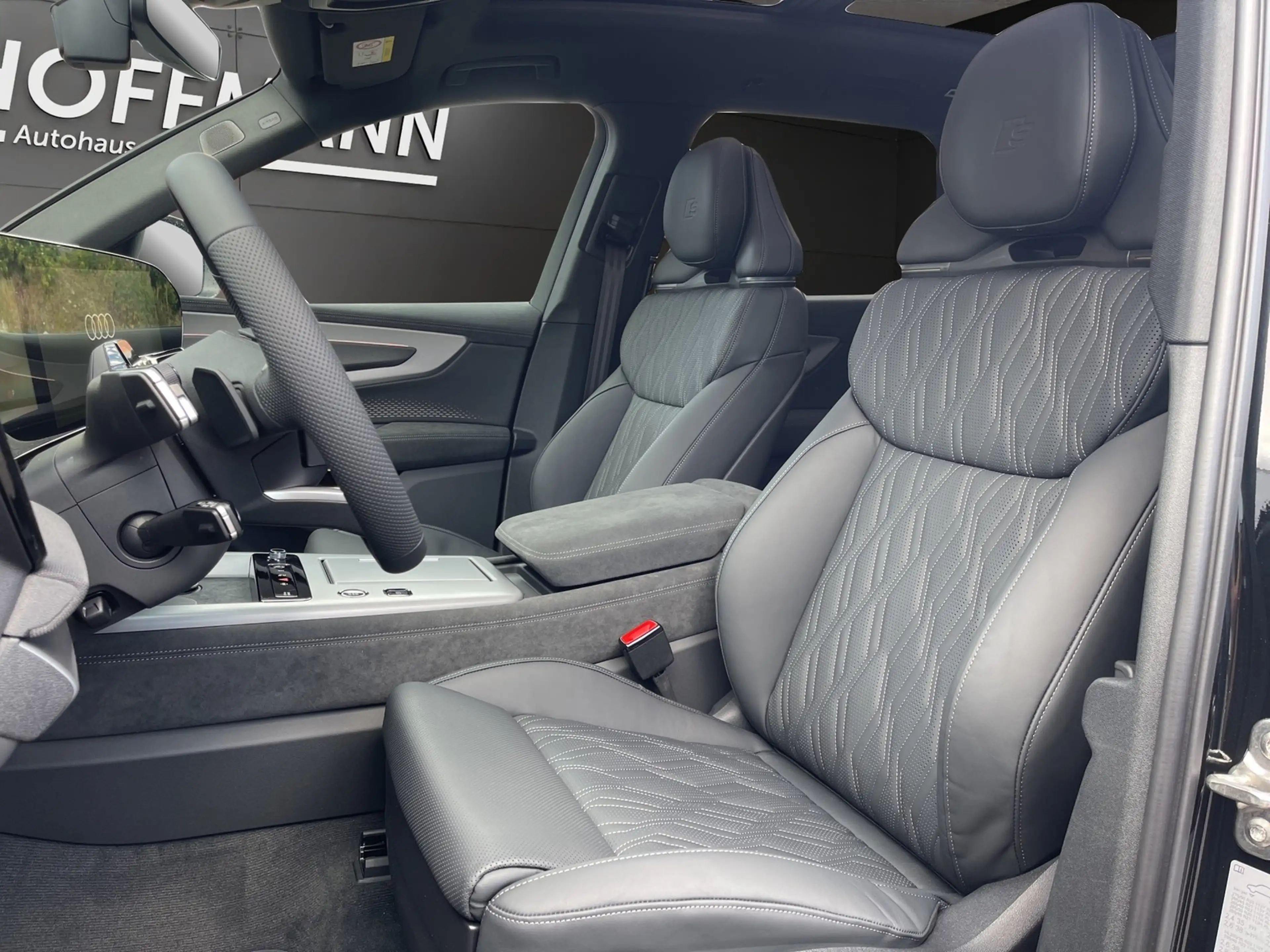Audi Q7 TDI quattro 20 kW S line B&O + HuD + Pano + AHK — photo 7