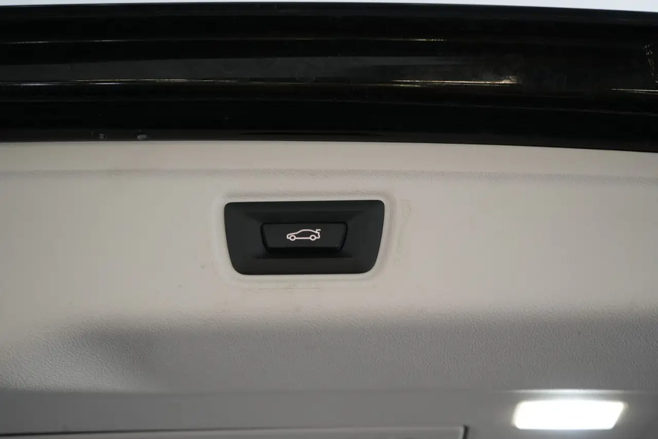 BMW 320 3 Touring 320e PHEV LEDER/CUIR LED GPS PDC CAM Ver, миниатюра 22