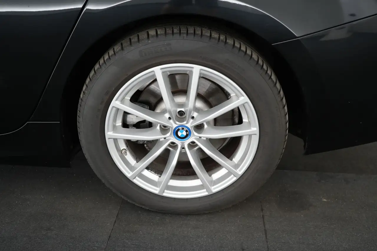 BMW 320 3 Touring 320e PHEV LEDER/CUIR LED GPS PDC CAM Ver, миниатюра 19