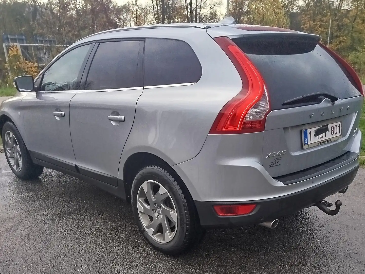 Volvo XC60 XC60 2.4 D4 AWD Ocean Race Start/Stop Grijs - 2