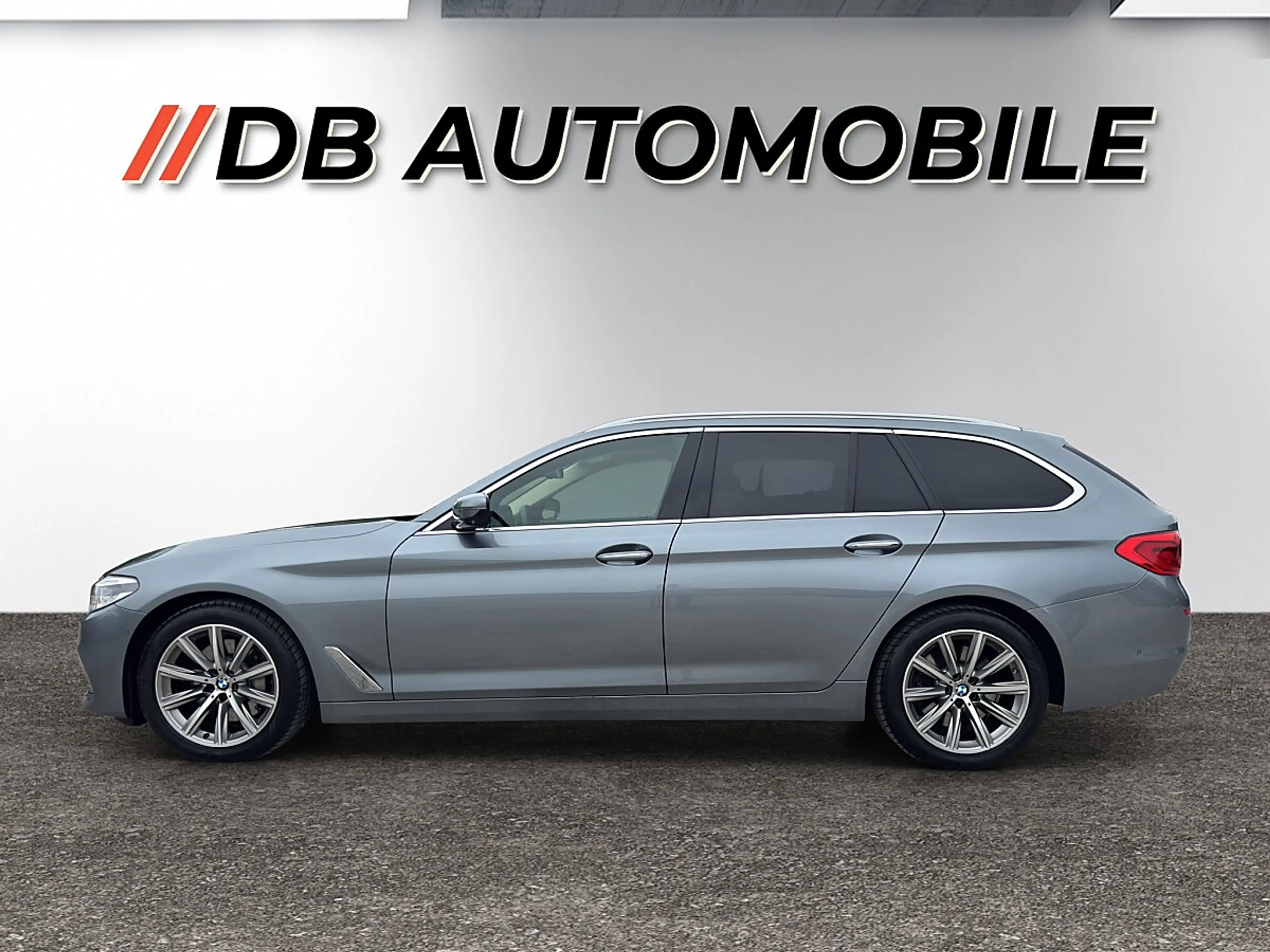 BMW 530 d xDrive Luxury *ACC*Lineasist*Sideasist*AHK — photo 8