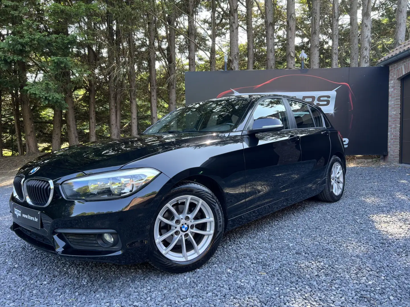 BMW 116 d EfficientDynamics Edition Noir - 1