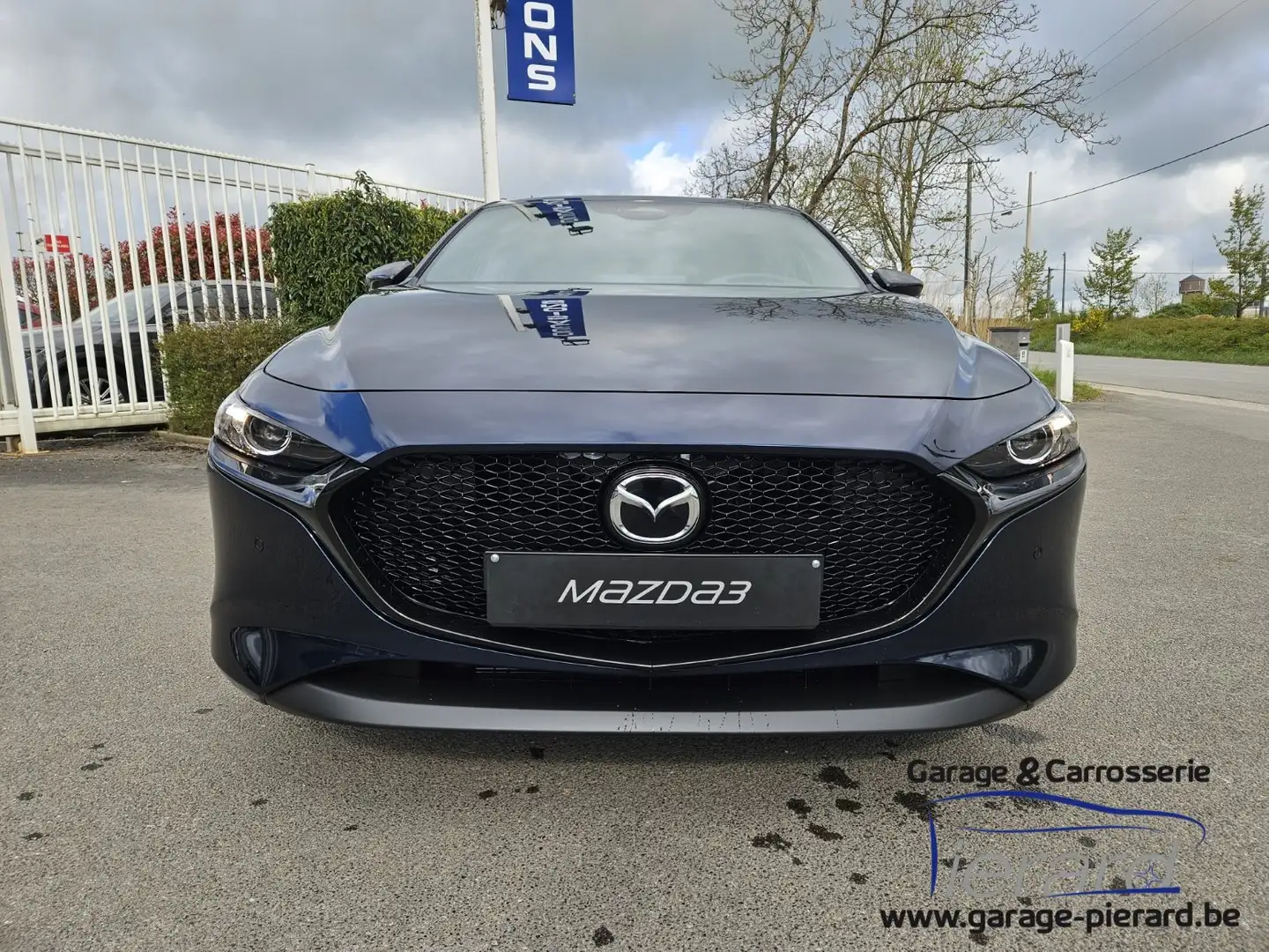 Mazda 3 2.0i e-Skyactiv-G Nagisa *REPRISE POSSIBLE* Bleu - 2