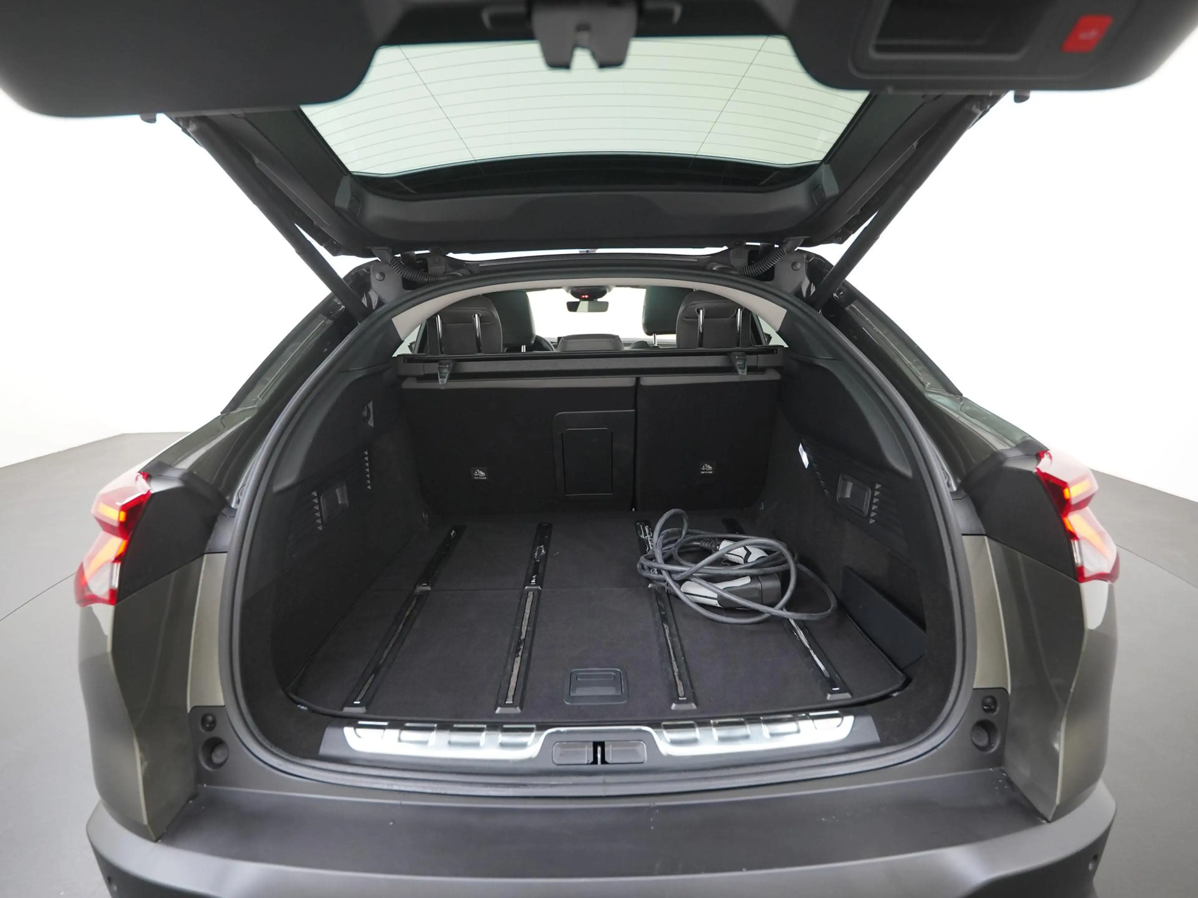 Citroen C5 X 1.6 Plug-in Hybrid 225 Shine | Panoramadak | Zonda — photo 33