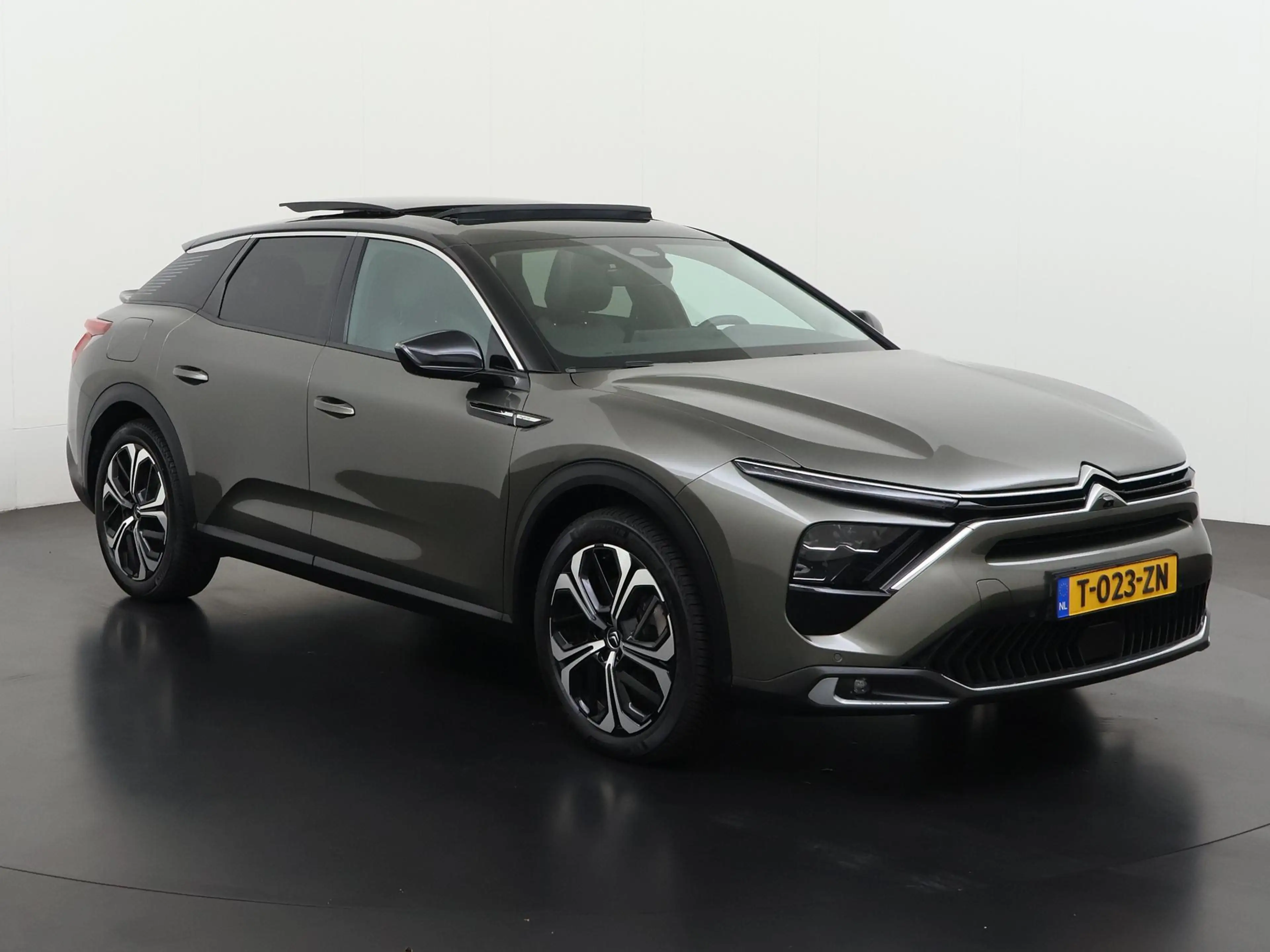 Citroen C5 X 1.6 Plug-in Hybrid 225 Shine | Panoramadak | Zonda — photo 30