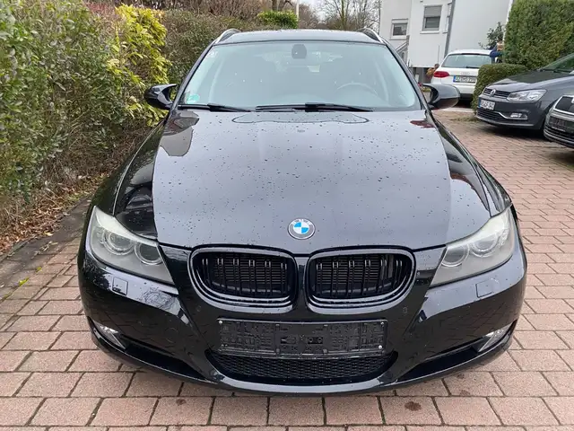 BMW 320 3 Touring 320d. Navi, Xenon, Leder.