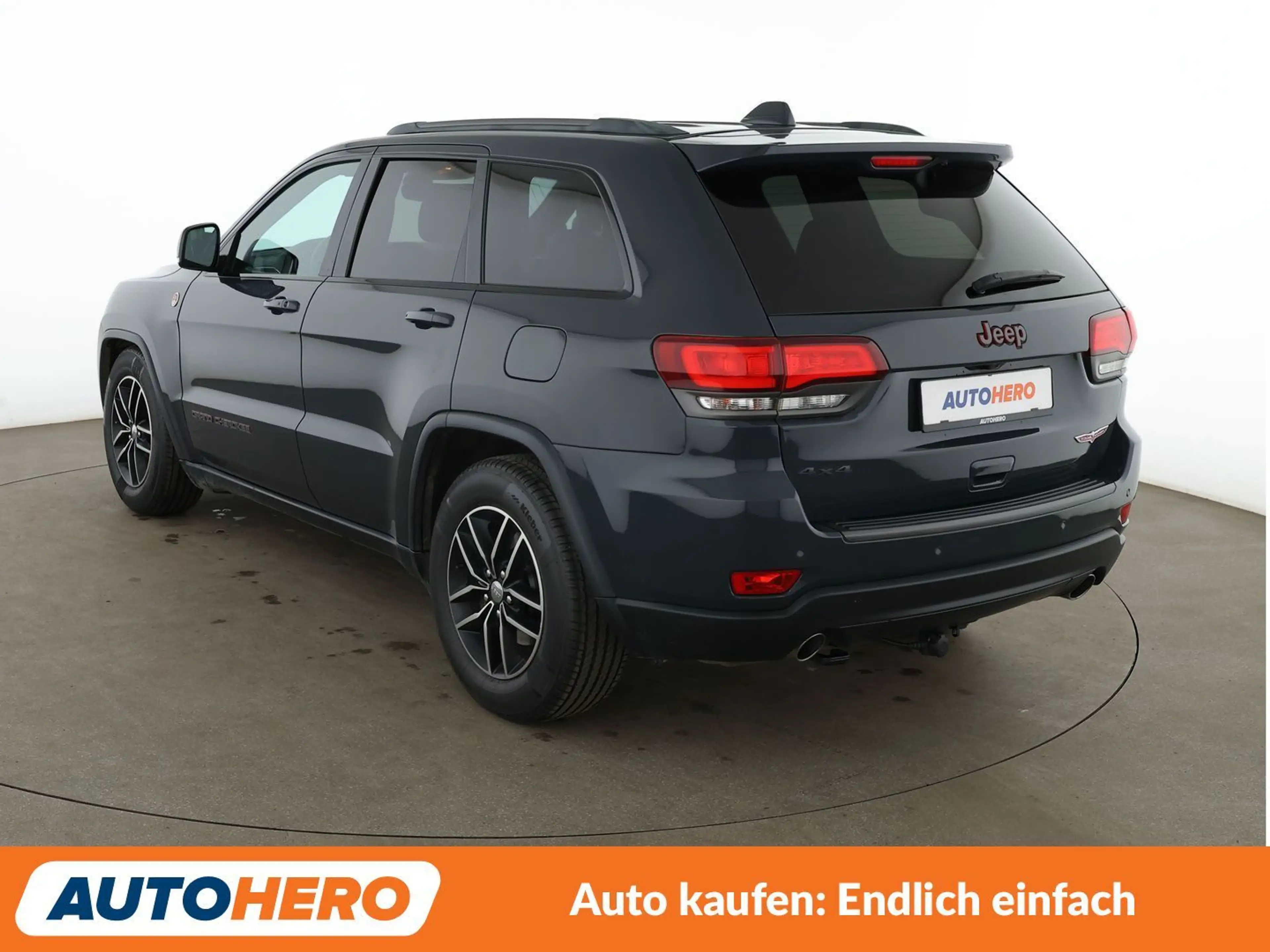 Jeep Grand Cherokee 3.0 CRD Trailhawk Aut.*NAVI*Bi-XENON*TEMPO*CAM*PDC — photo 4