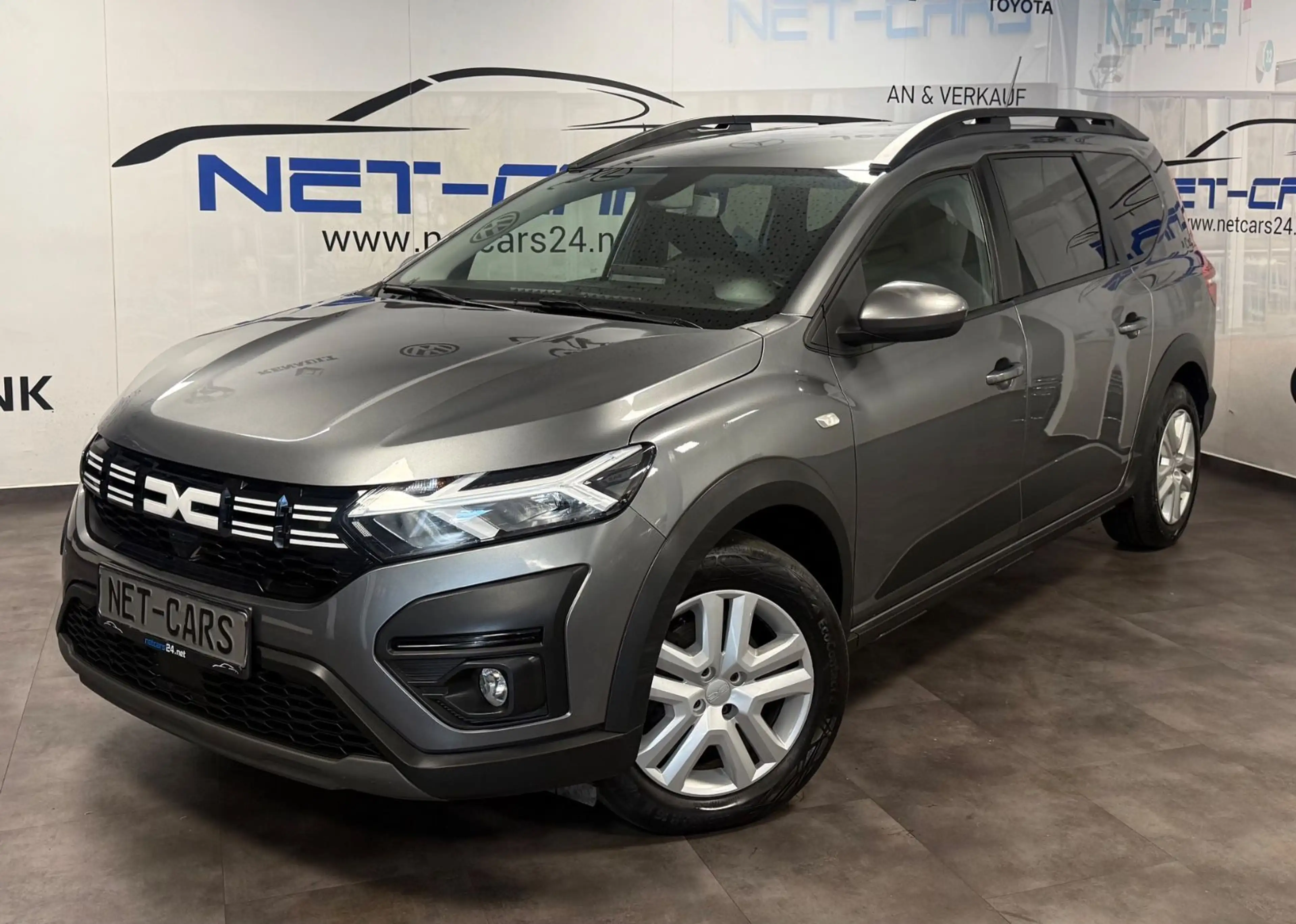 Dacia Jogger TCe 110 Expression Klima*Tempomat*7Sitzer — photo 8