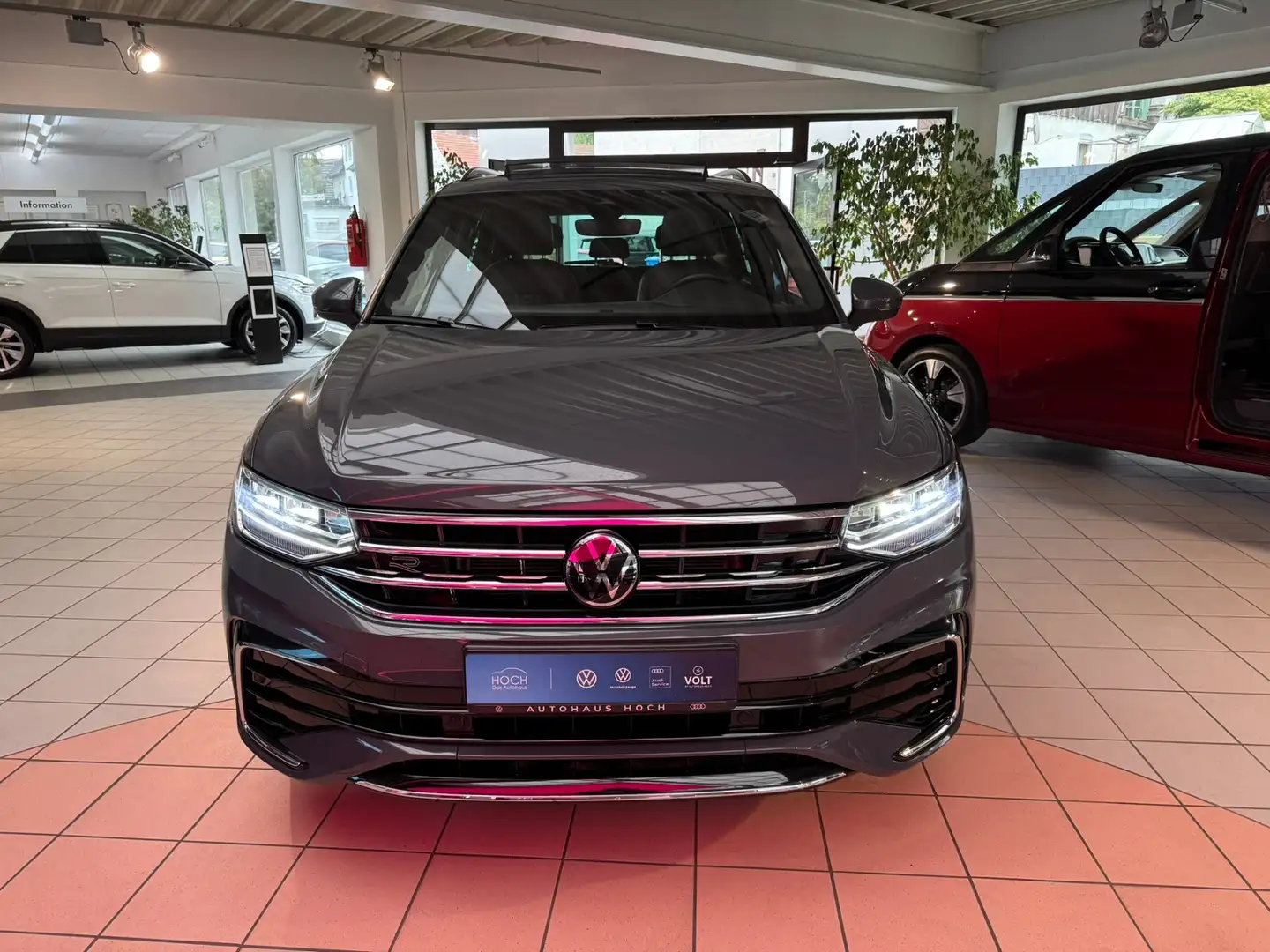 Volkswagen Tiguan 2.0 TSI R-Line 4Motion+AHK+LED Kamera+USB Gris - 2