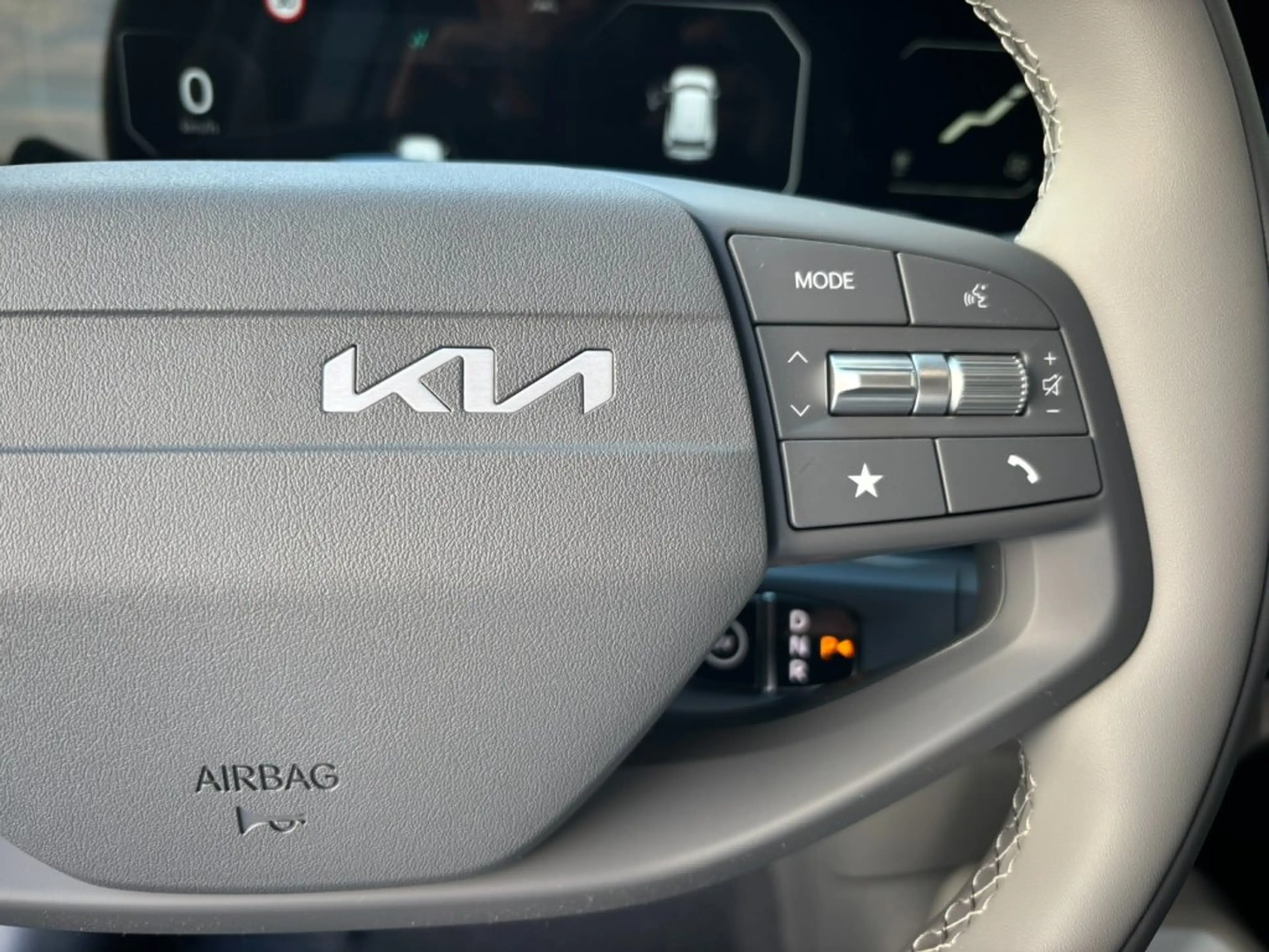 Kia EV3 /EARTH/81,4KWH/AT/AWD/235/MY27 LP.: € 49.390,00 — photo 12