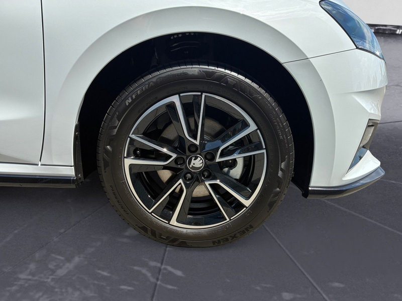 Skoda Fabia Monte Carlo 1,0 TSI 7-Gang-DSG — photo 9