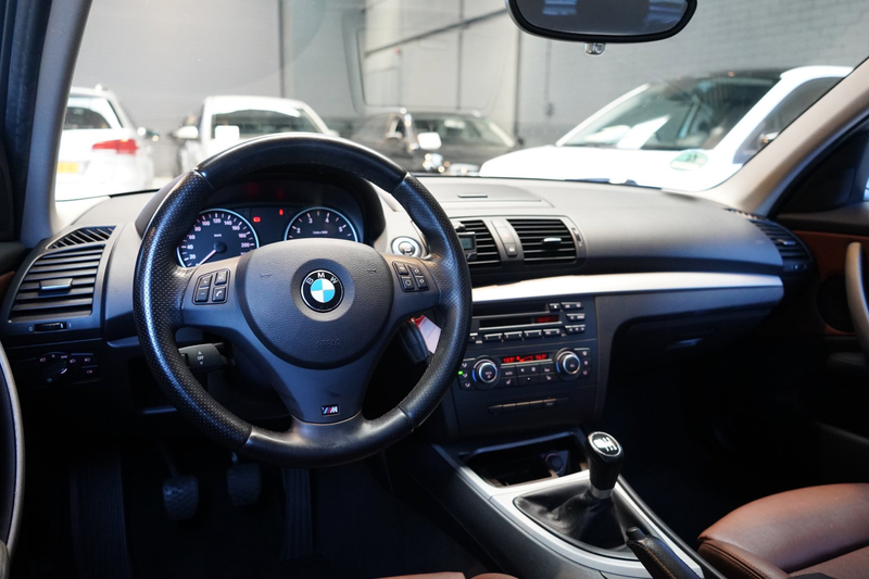 BMW 118 1-serie 118i EffDyn. Ed. Business Line Ultimate Ed — photo 20