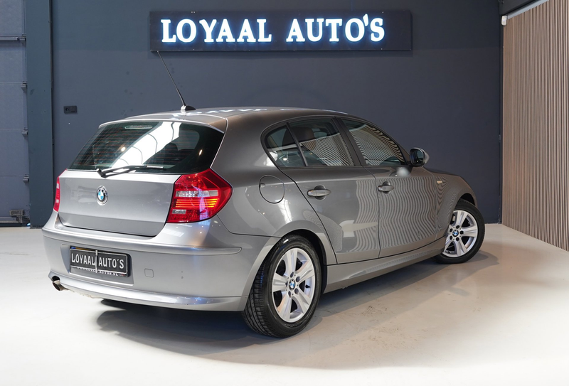 BMW 118 1-serie 118i EffDyn. Ed. Business Line Ultimate Ed — photo 8