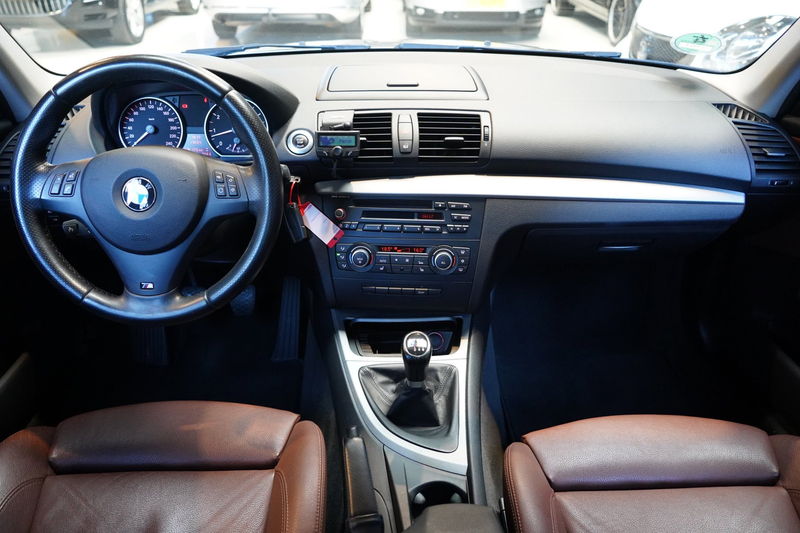 BMW 118 1-serie 118i EffDyn. Ed. Business Line Ultimate Ed — photo 2